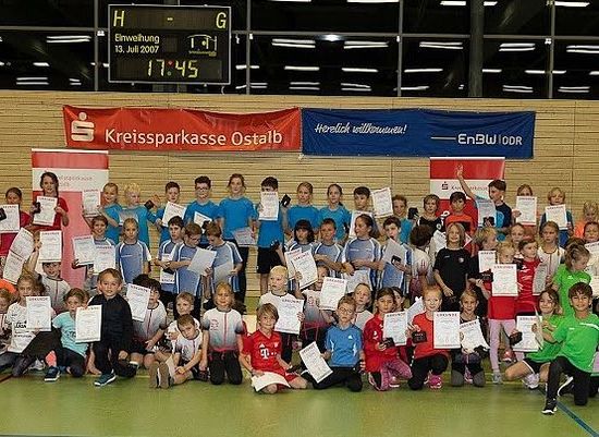 Leichtathletik Wochenende: Finale Kila Sparkassen Cup und Waldlaufkreismeiterschaften