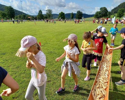 Das große Finale von „Grundschule trifft Kinderleichtathletik“ in Burladingen 