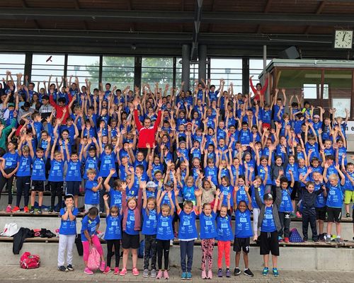 Tolle Stimmung trotz Regen bei WLV Kinderleicht-Athletik VOR ORT in Leutkirch 
