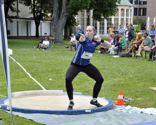 Kugelstoß-Premiere im Kurpark Bad Liebenzell